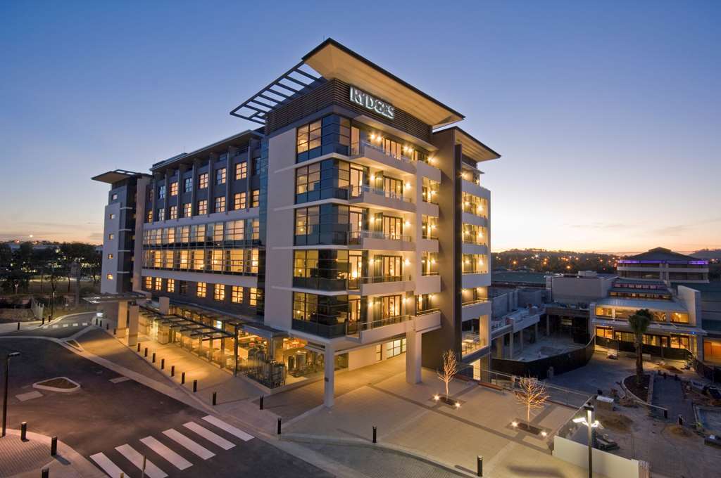 Rydges Campbelltown Hotel Exterior photo