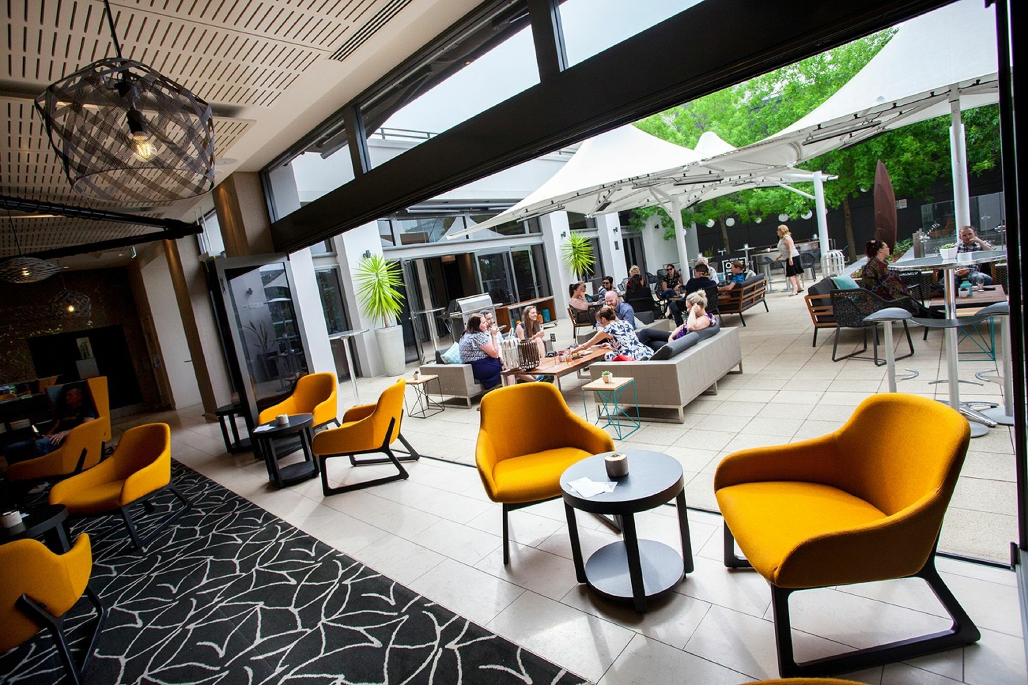 Rydges Campbelltown Hotel Exterior photo
